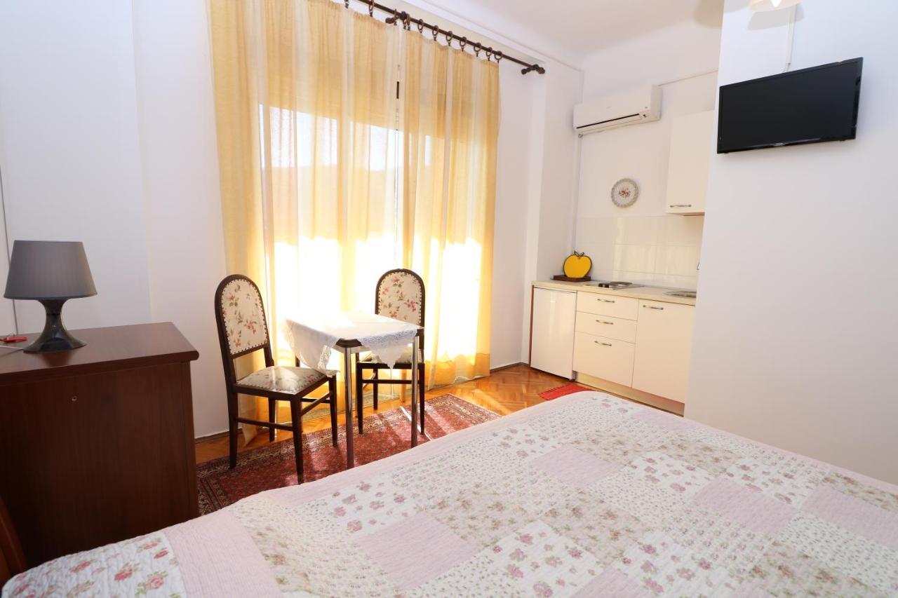 באסקה Studio Apartments Cavrak With Terrace מראה חיצוני תמונה