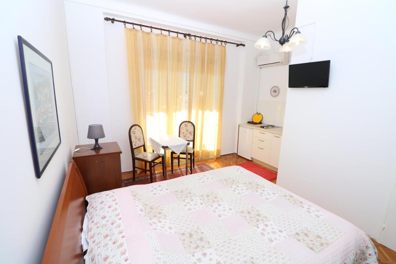 באסקה Studio Apartments Cavrak With Terrace מראה חיצוני תמונה