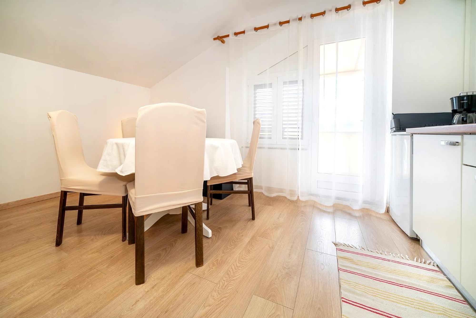 באסקה Studio Apartments Cavrak With Terrace מראה חיצוני תמונה